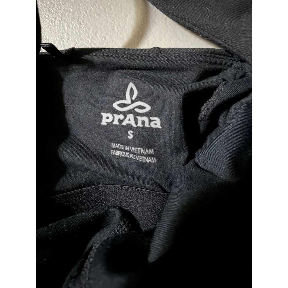 Prana Women's Size Small Black Yoga Tank Top With Built in Bra